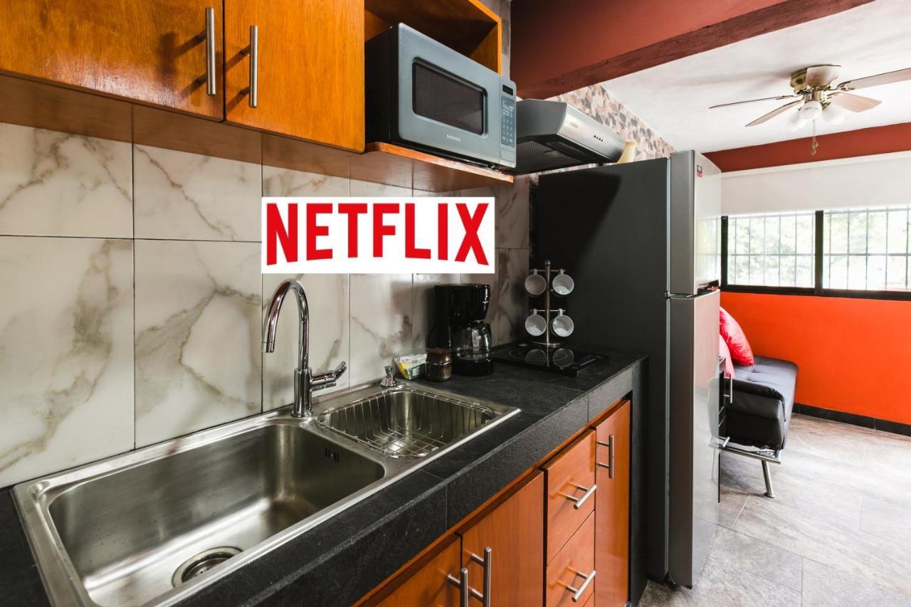 Suite Studio Serviced Apartments 梅里达 外观 照片